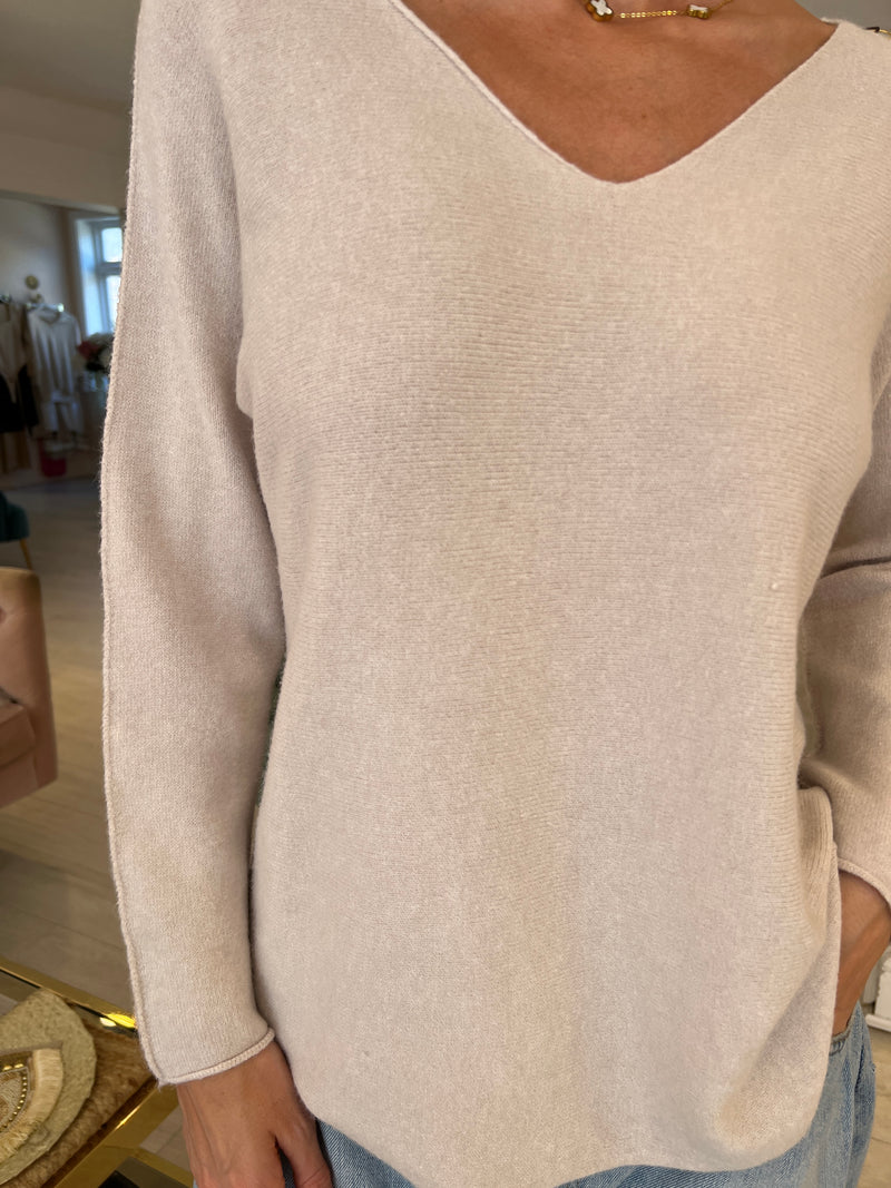 ROSA VNECK KNITTED JUMPER STONE
