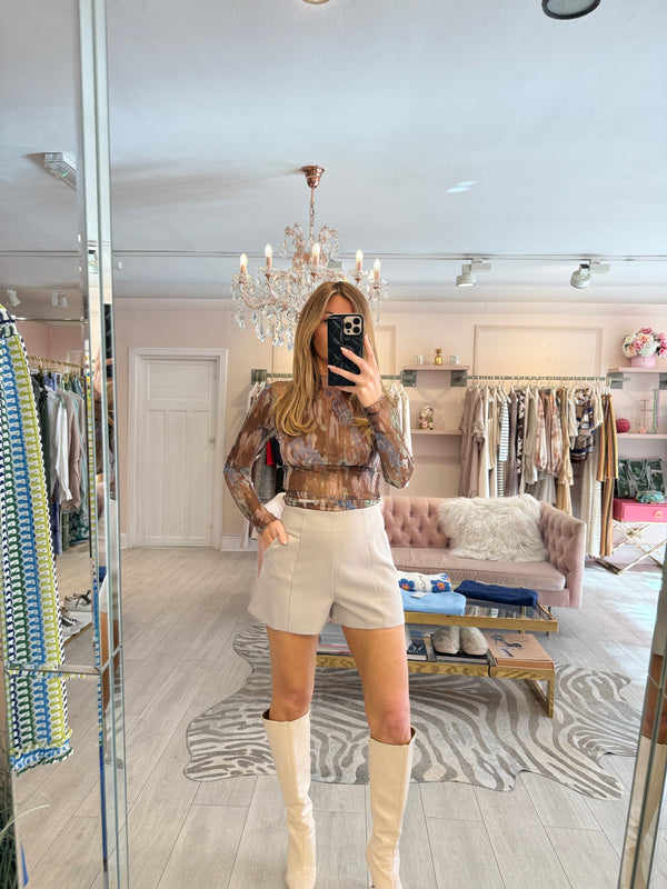 ANGELINA TAILORED SHORTS STONE