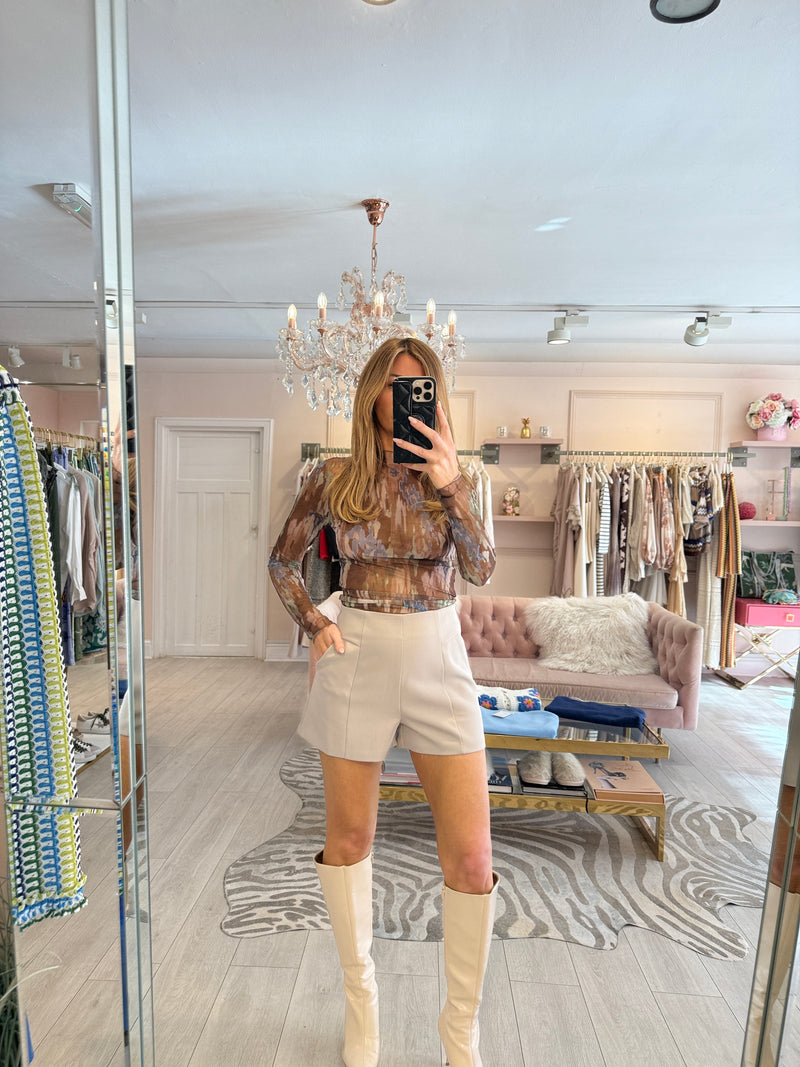 ANGELINA TAILORED SHORTS STONE