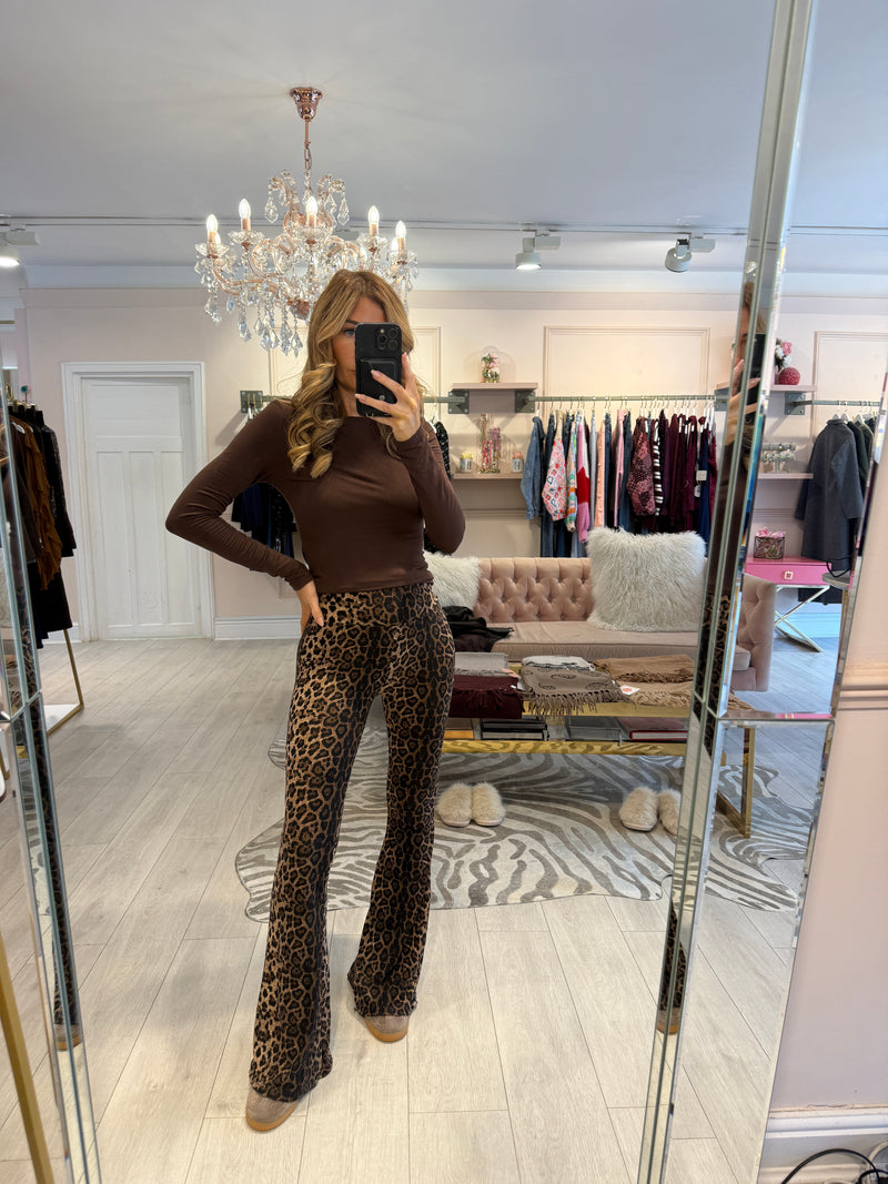 LEOPARD FLARE LEGGING