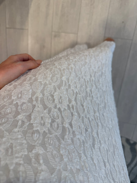 HAZEL LINED LACE MAXI DRESS WHITE – EBA.