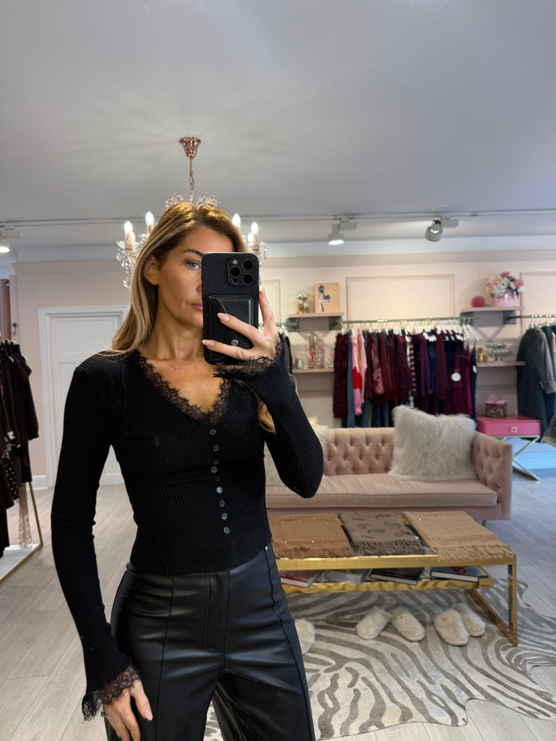 KELLY RIBBED TOP WITH LACE BLACK