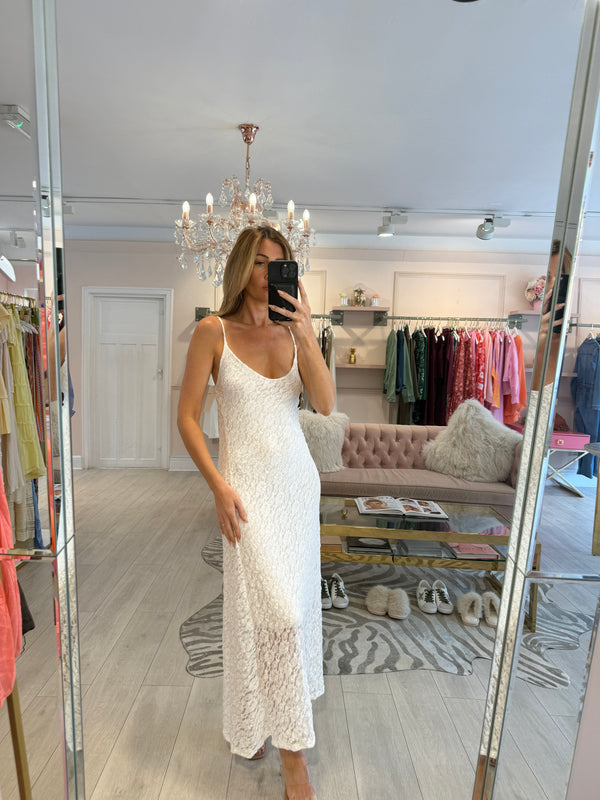 HAZEL LINED LACE MAXI DRESS WHITE