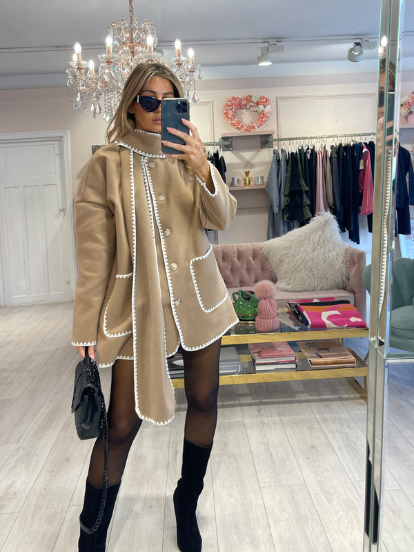 VICTORIA CAMEL STITCH CONTRAST JACKET WITH SCARF