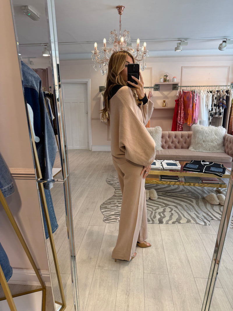 BETTY CONTRAST TRIM KNIT SET CAMEL