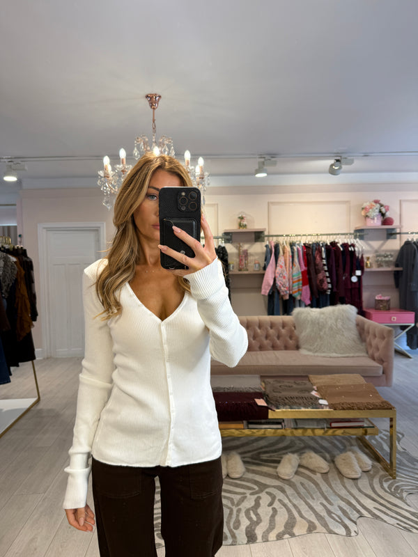 CELIA RIBBED V NECK LONG SLEEVE TOP CREAM