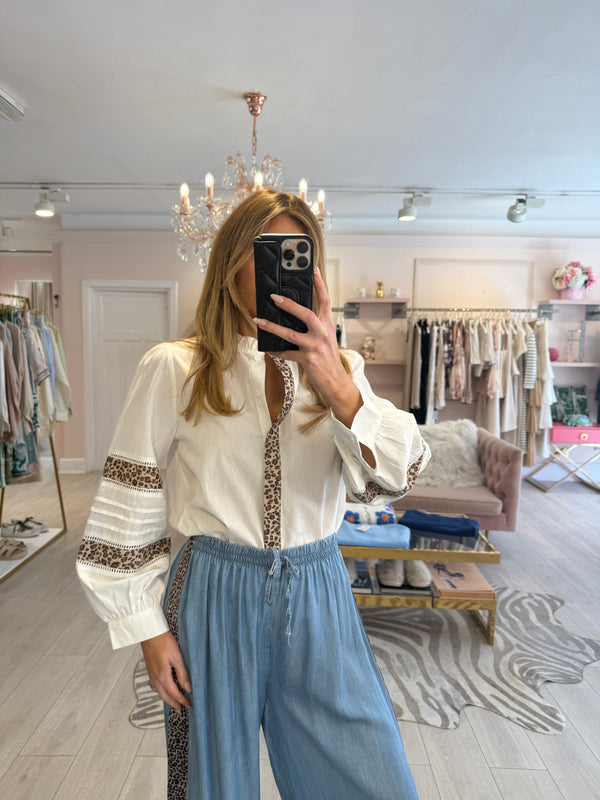 DIXIE LEOPARD TRIM SHIRT WHITE