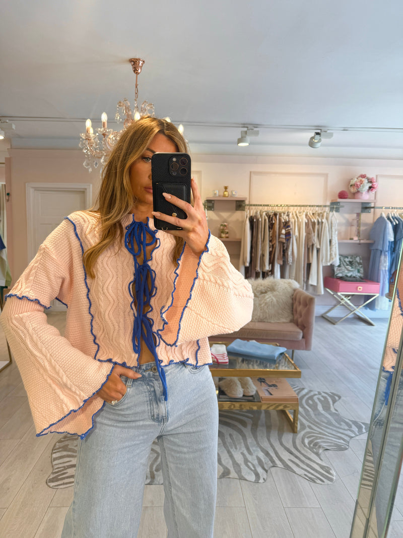ANAIS TRIPLE TIE FLUTED SLEEVE CARDIGAN PINK WITH BLUE