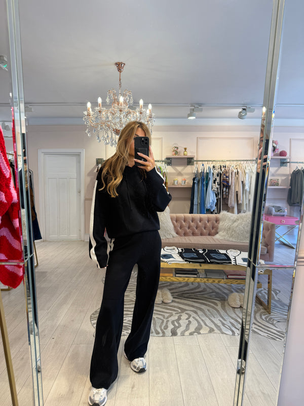 CYNTHIA CONTRAST TRIM HOODED LOUNGE SET BLACK