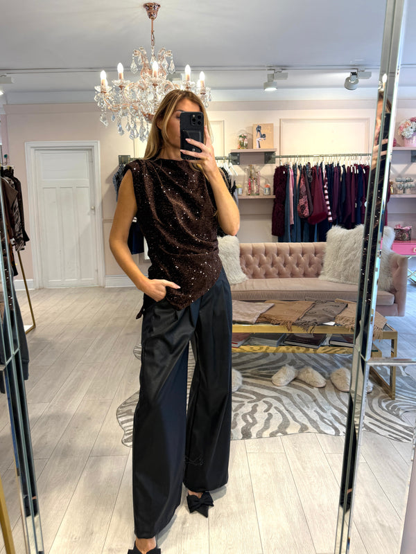 DEVIN VELVET & SEQUIN TOP BROWN