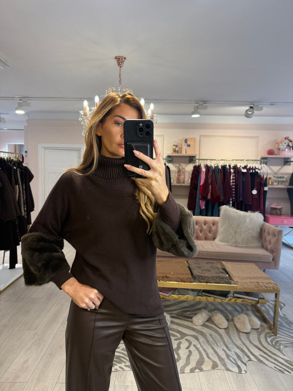 JESS FAUX FUR TRIM SLEEVE JUMPER BROWN