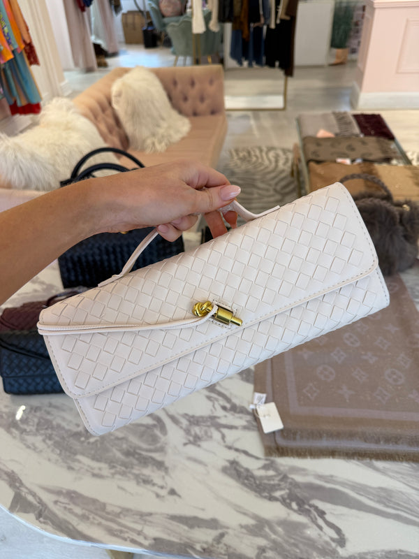 WOVEN CLUTCH BAG WITH HANDLE CREAM