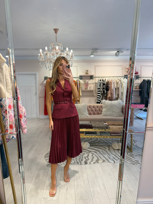AGATHA PLEATED SKIRT WAISTCOAT DRESS BERRY