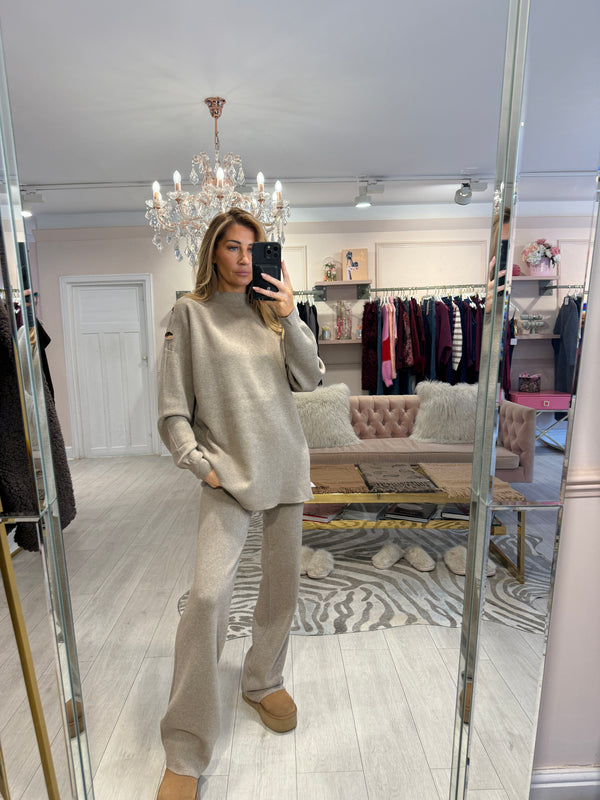 SOPHIA KNIT LOUNGE SET OATMEAL