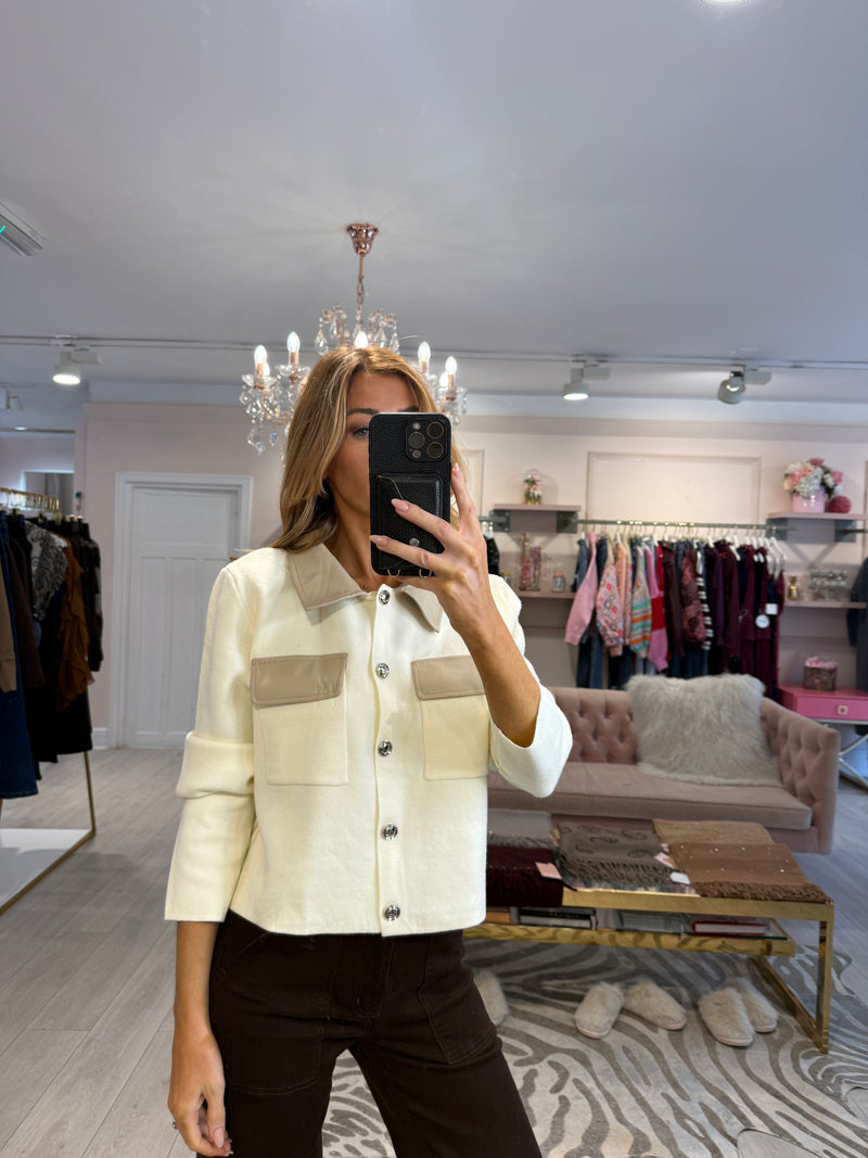 ERICA TWO POCKET CROPPED CARDIGAN CREAM