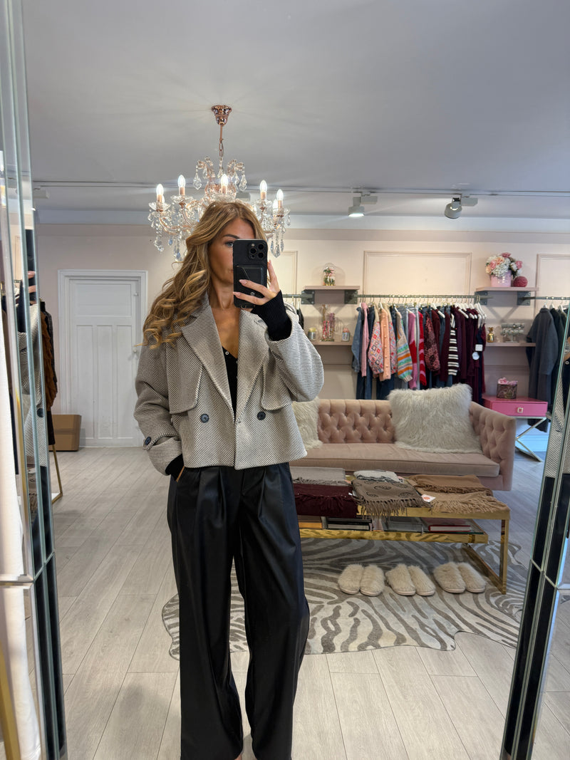 FREDERICA CROPPED PLAID TRENCH