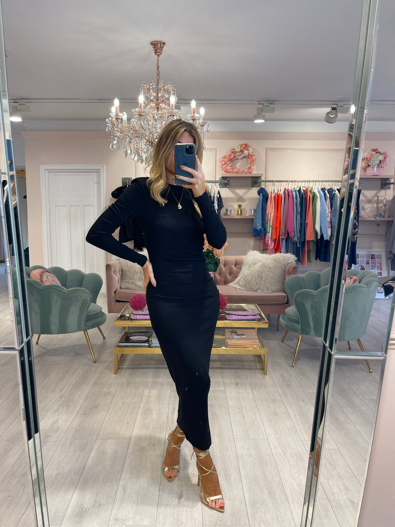ESME LONG SLEEVED MAXI DRESS BLACK