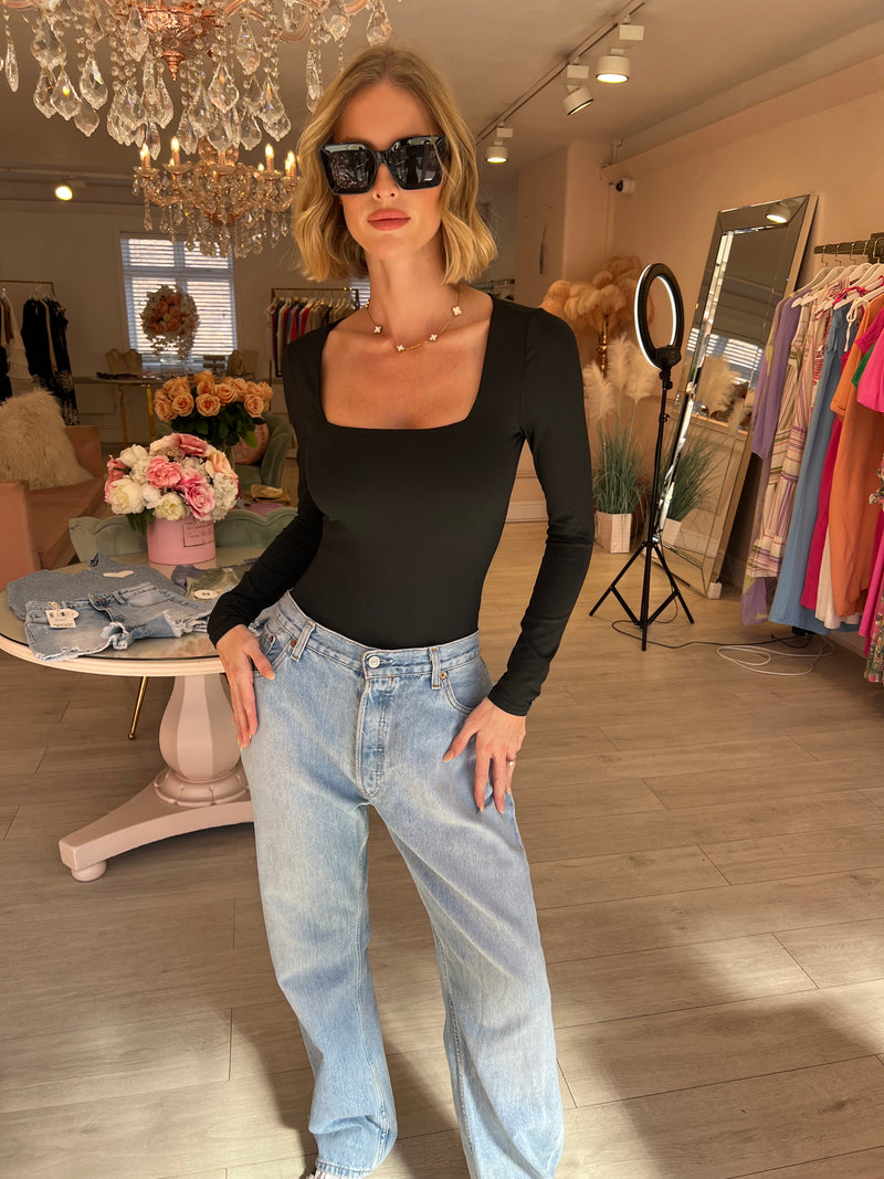 BLACK STRETCH LONG SLEEVED BODYSUIT