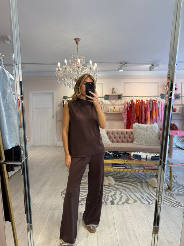 NOLA CONTRAST TRIM KNIT SET BROWN