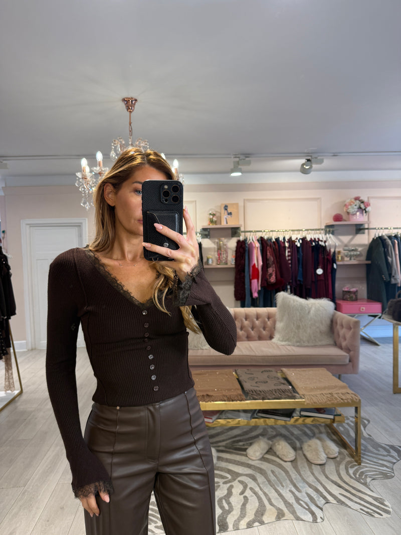 KELLY RIBBED TOP WITH LACE BROWN