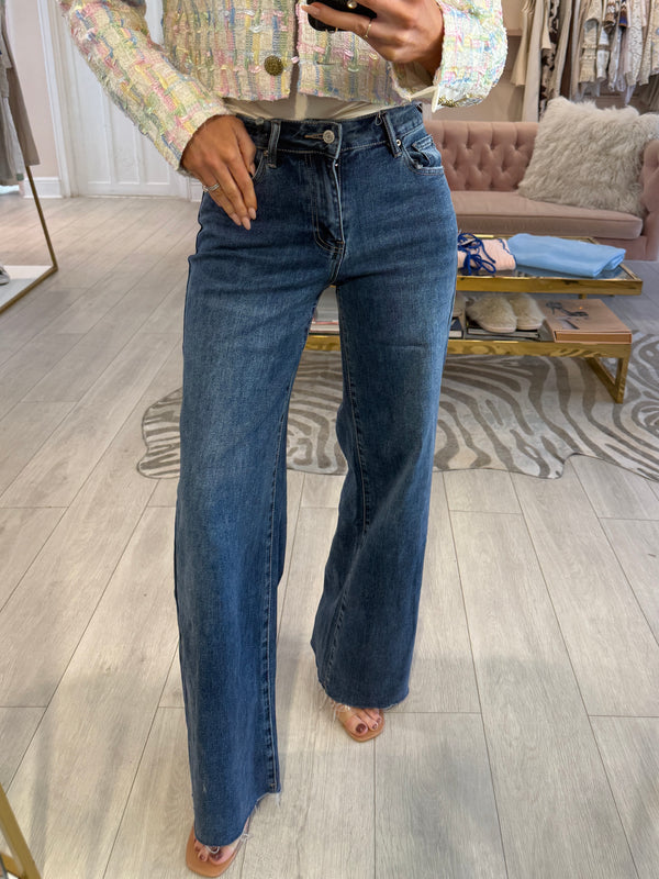 CHER RAW HEM DARK WASH JEANS
