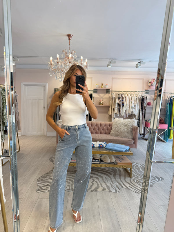 CARTER DIAMANTE BARRELL LEG JEAN