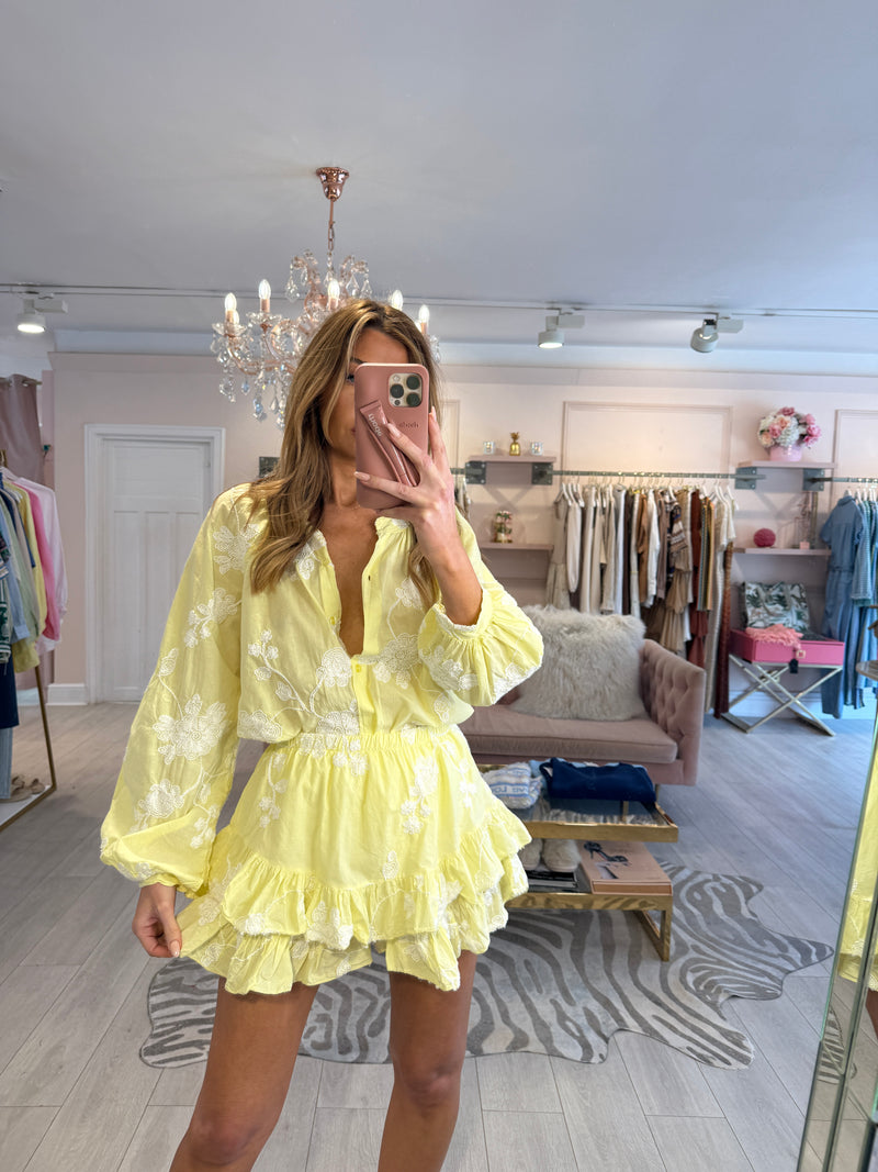 MIMI 25 EMBROIDERED SHORT SET STONE YELLOW
