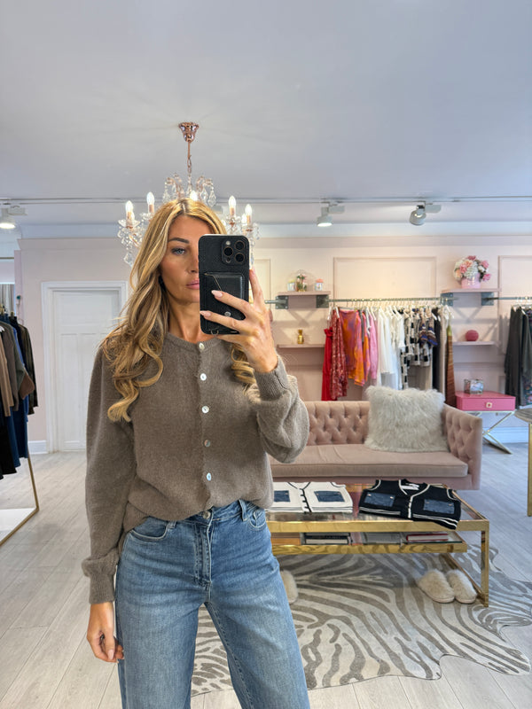 ELODIE BUTTON DOWN CARDIGAN MOCHA