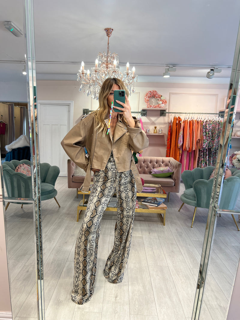 GINA SNAKE PRINT SHORT SLEEVE JUMPSUIT