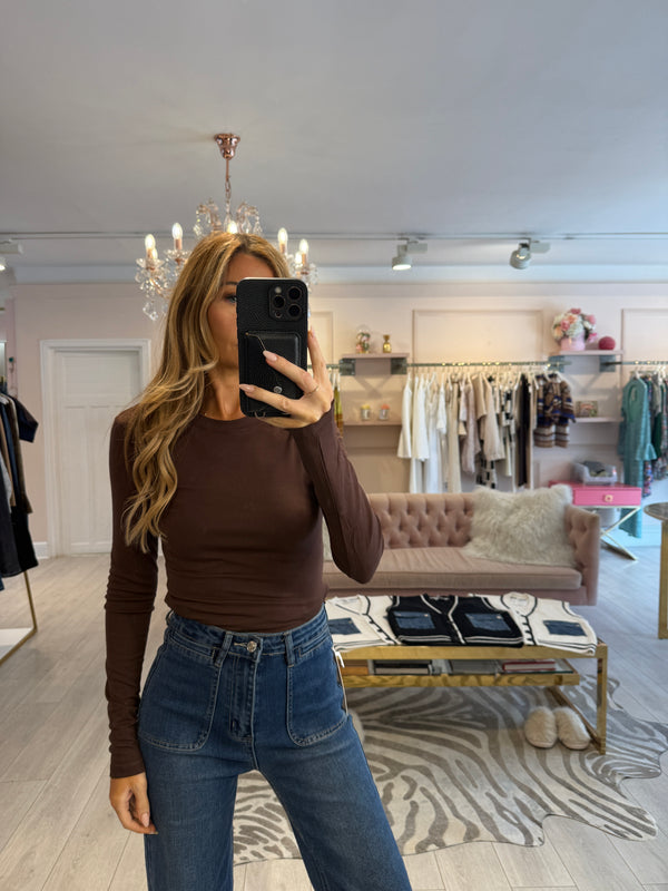 EBA BASIC LONG SLEEVE TOP BROWN