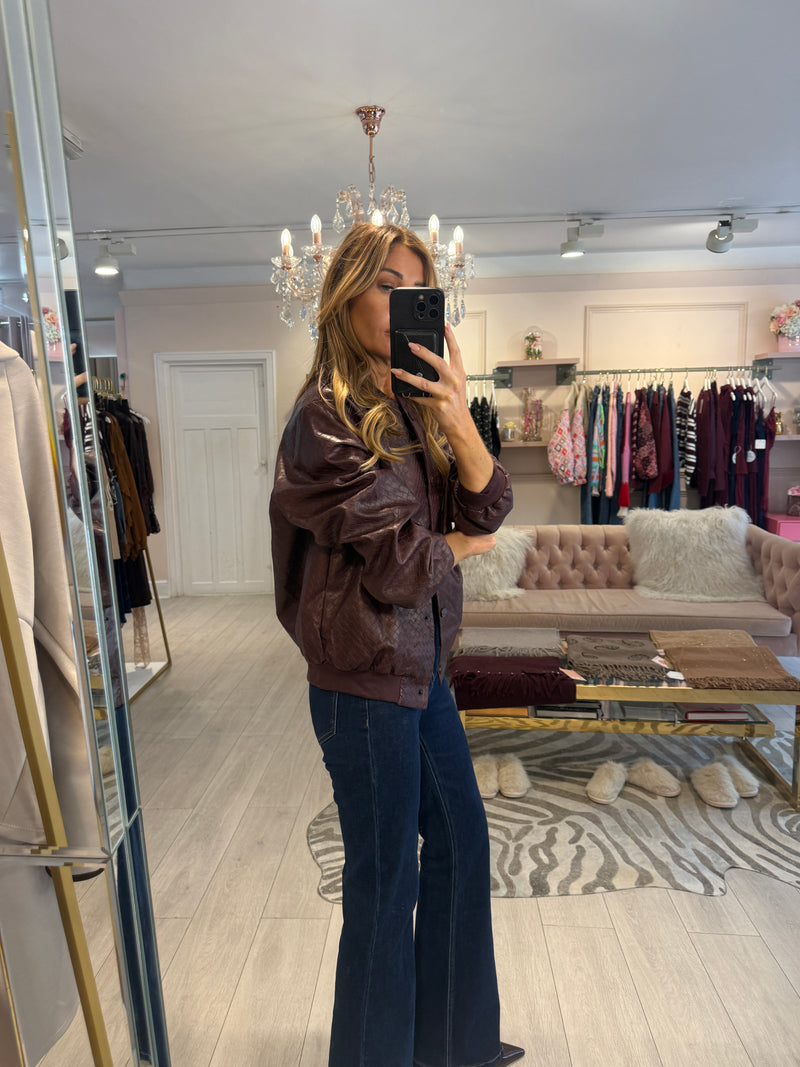 CARLA WOVEN BOMBER JACKET BURGUNDY