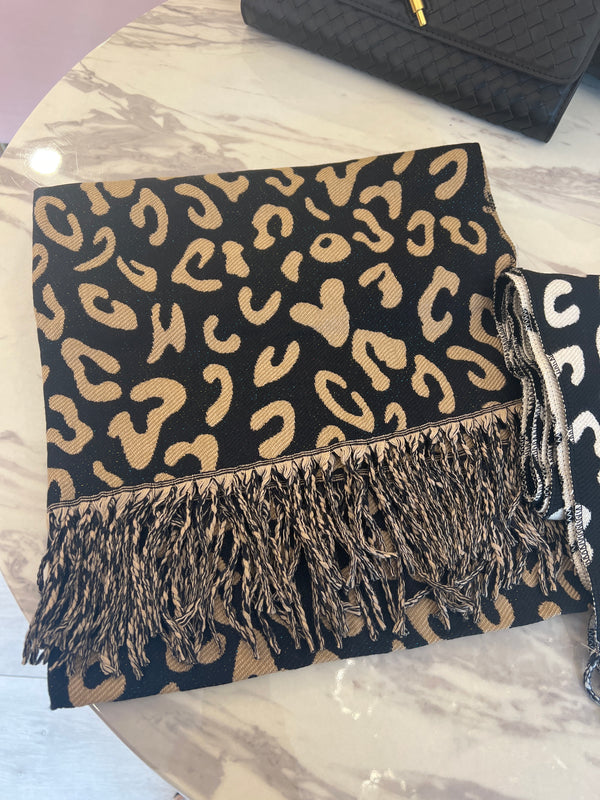 LEOPARD TASSEL SCARF CAMEL