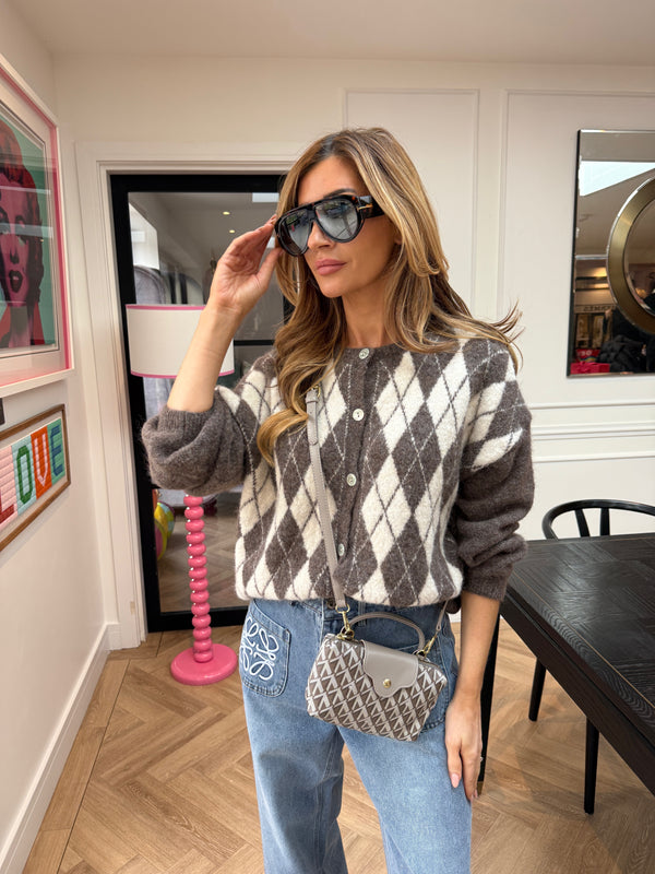 SADIE ARGYLE CARDIGAN CREAM/MOCHA