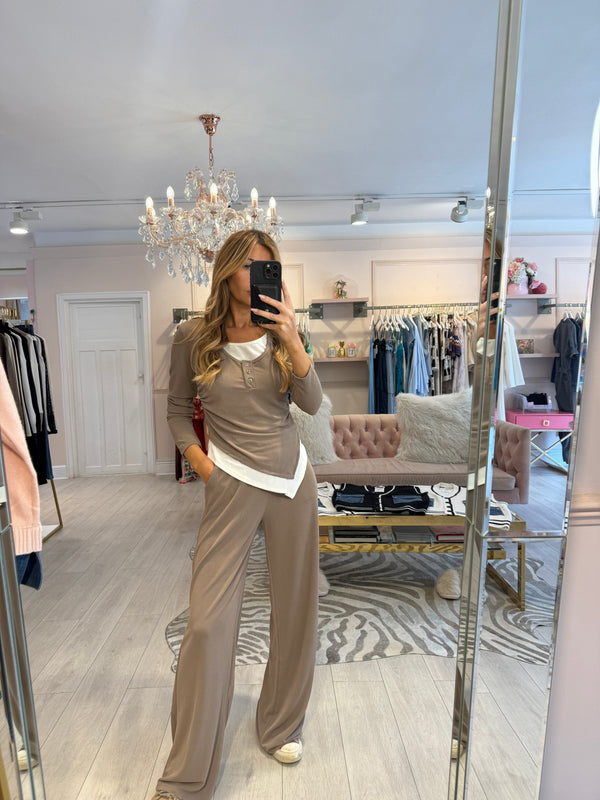 KELLY ASYMETRIC HEM TWIN SET TAUPE