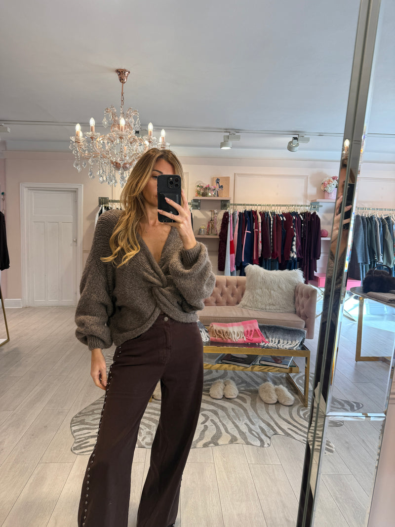 PENELOPE FRONT KNOT JUMPER MOCHA