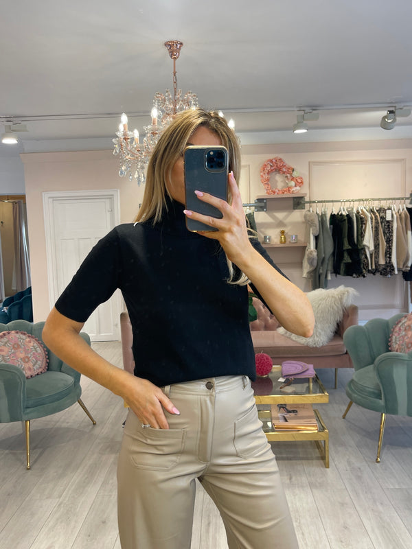 BLACK KNITTED SHORT SLEEVE ROLL NECK TOP
