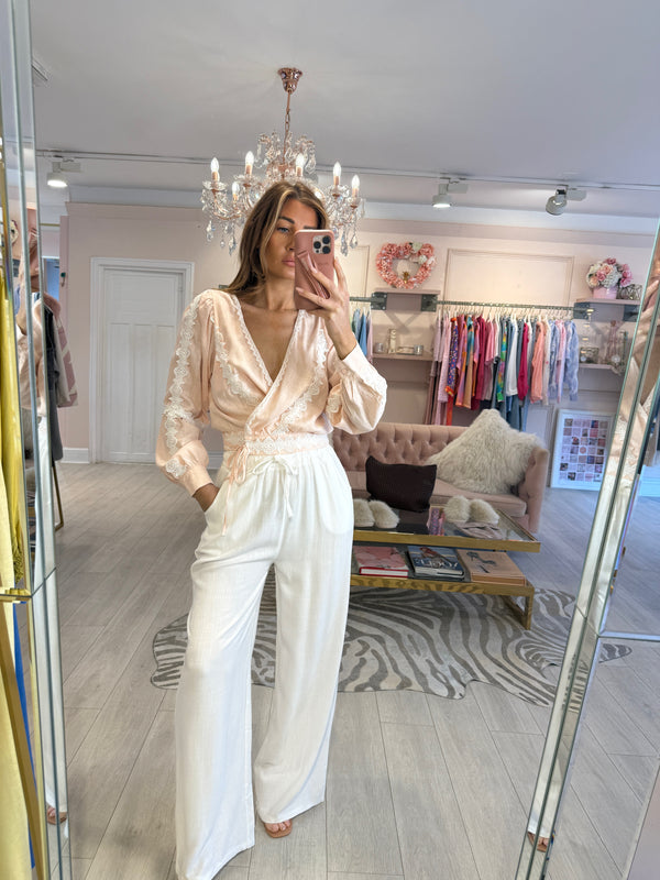 LAINEY CROP LINEN LACE TRIM BLOUSE PINK