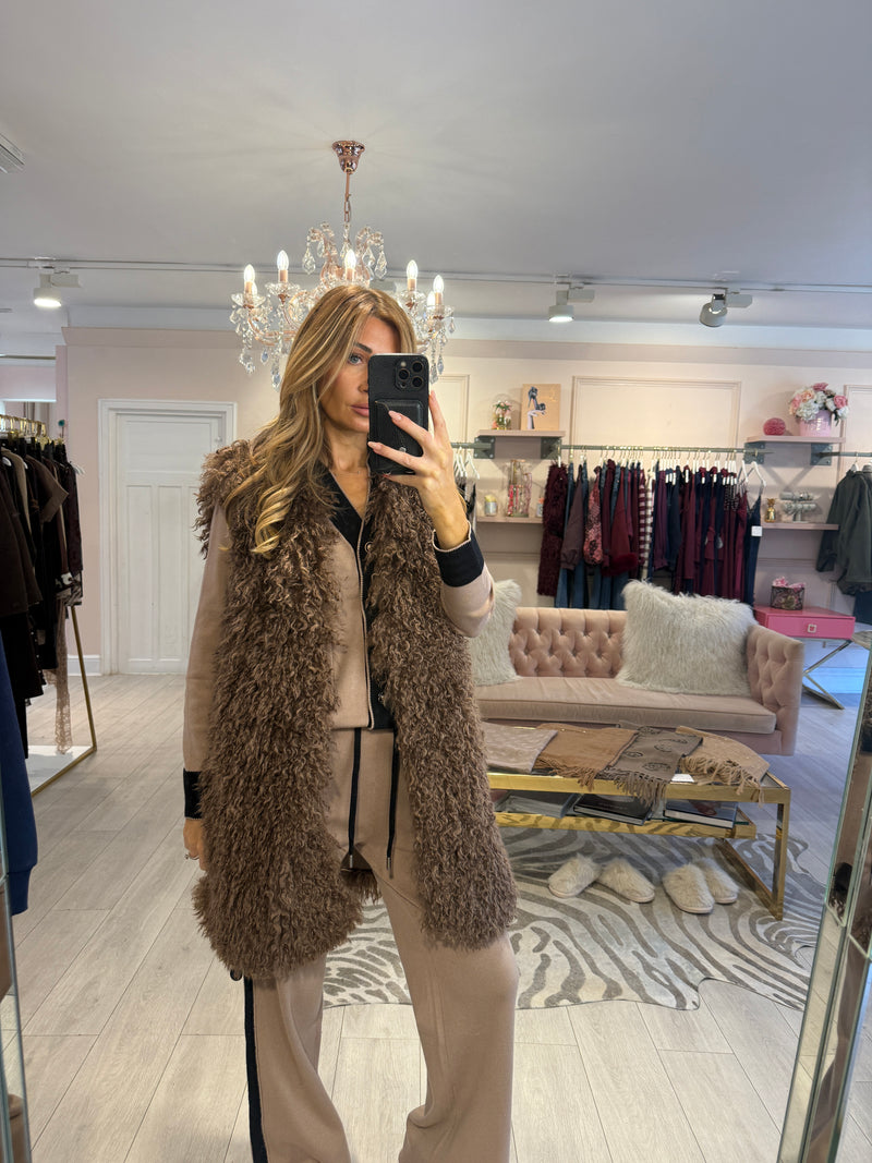 FERN FAUX MONGOLIAN FUR BELTED GILET BROWN