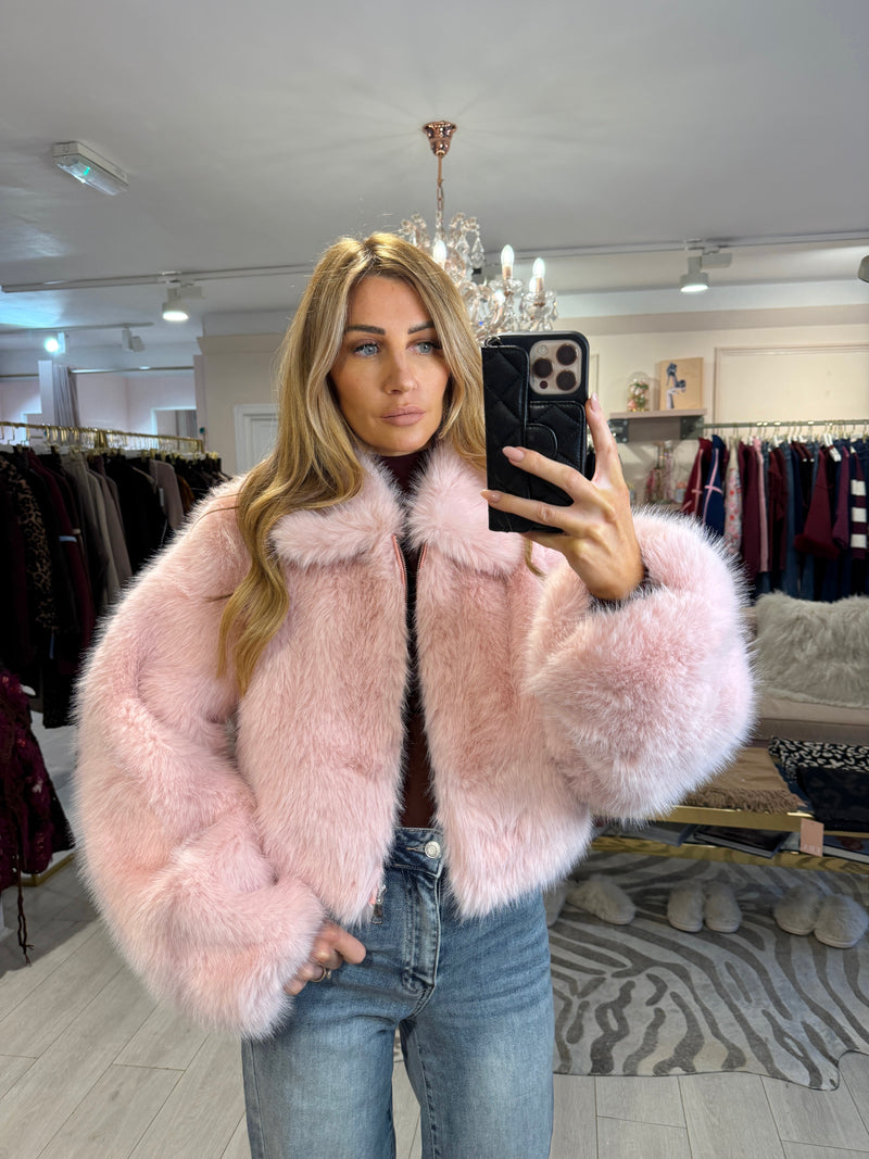 CYNTHIA CROPPED FAUX FUR JACKET PINK – EBA.