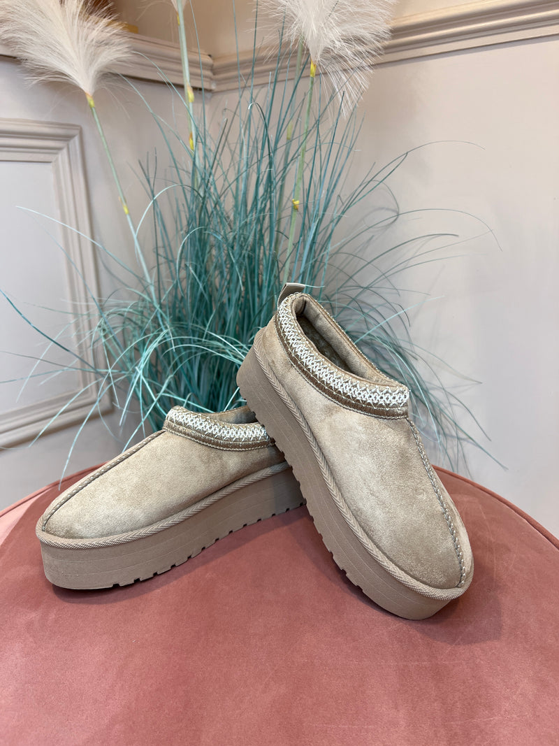 TAMMY BEIGE PLATFORM FAUX FUR BOOT