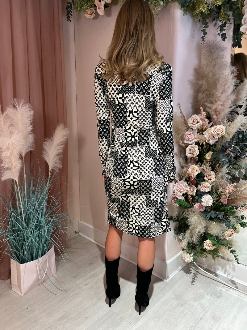 LOLA BLACK AND CREAM STAR PRINTED MIDI DRESS
